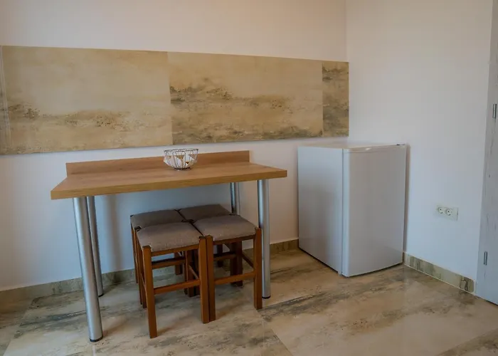 For Four Apartment *