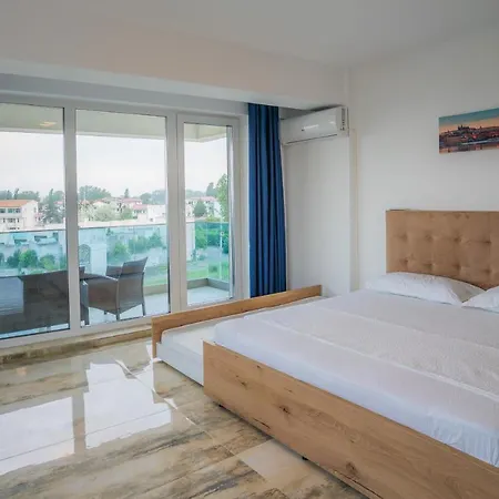 Apartmán For Four Năvodari